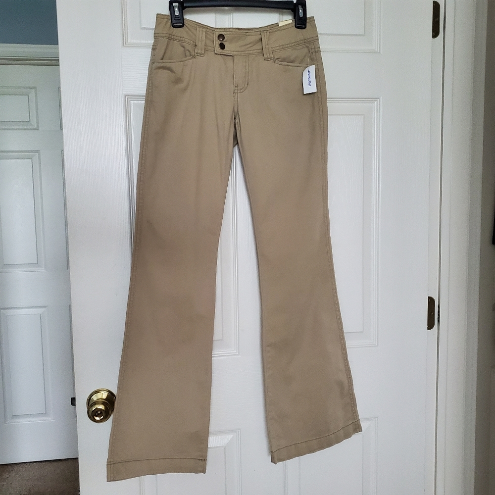 Aeropostale Authentic Original Khaki Pants/Jeans - Picture 1 of 6